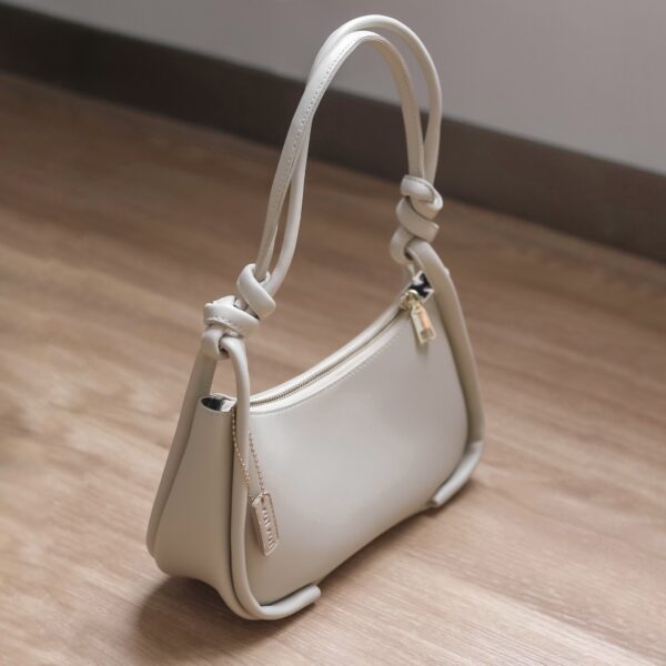 Yui Baguette in Cream - Image 2