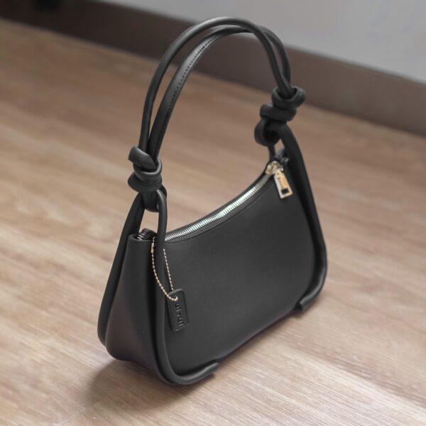 Yui Baguette in Black - Image 2