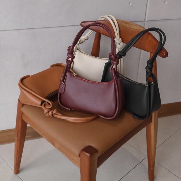 Yui Baguette in Cherry - Image 7