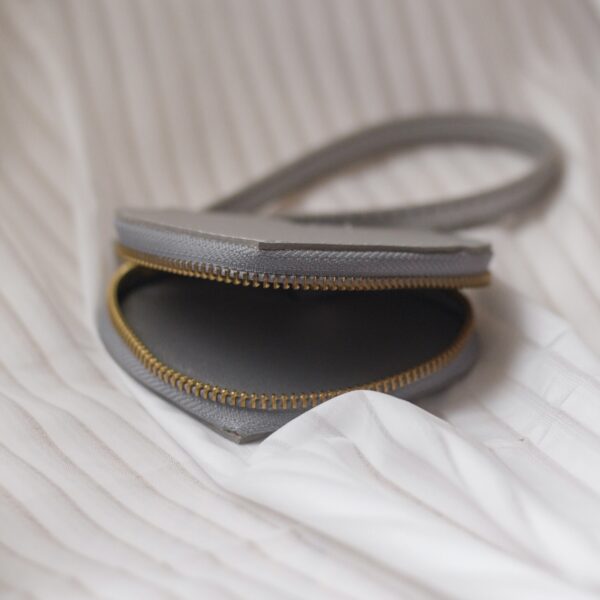 Koro Purse in Silver - Image 2