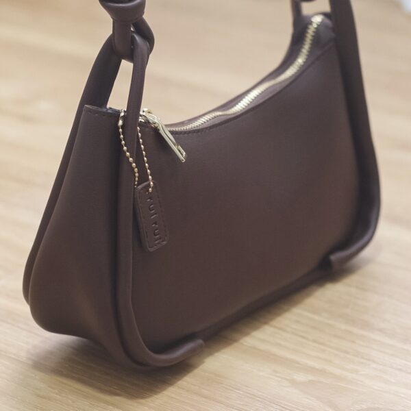 Yui Baguette in Espresso - Image 3